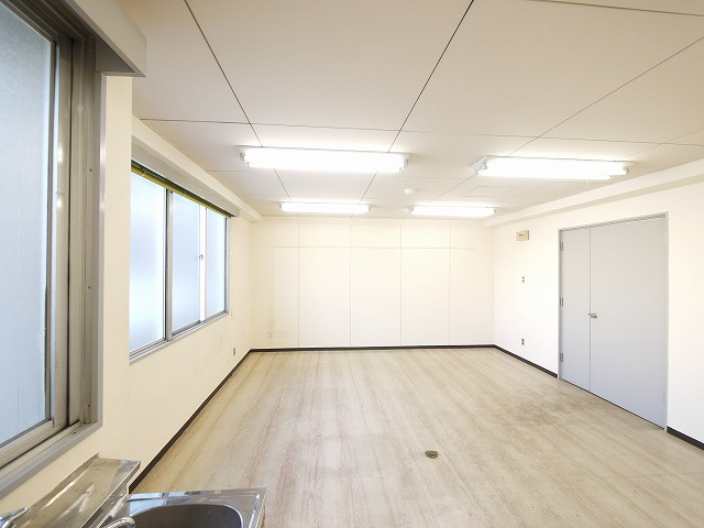 千曲ビルの内装