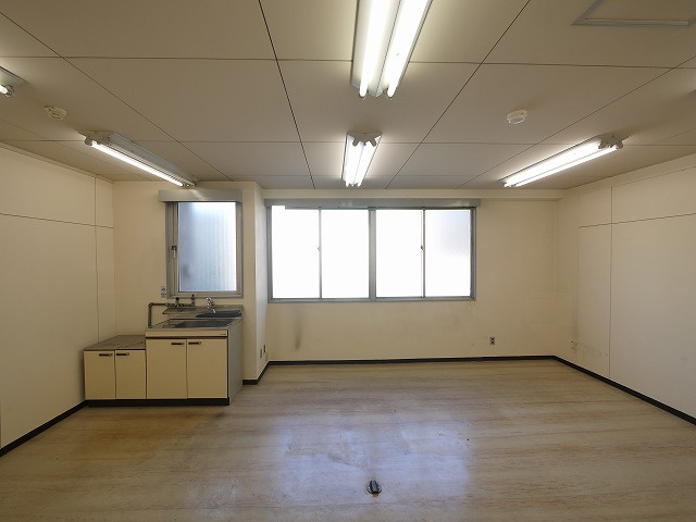 千曲ビルの内装