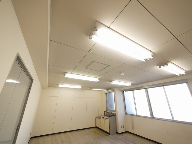 千曲ビルの内装