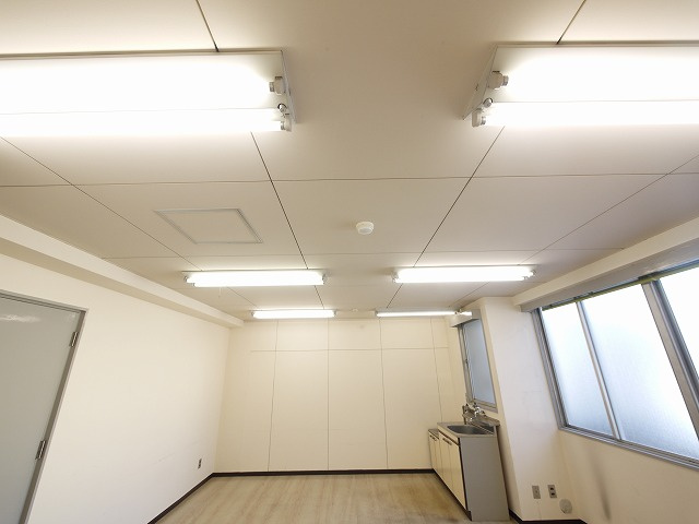 千曲ビルの内装