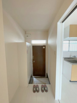 【玄関】 | ツクモハイツ