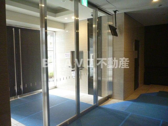 エスリード京橋グレイス　BRAVI不動産のエントランス|ゆとりのあるエントランスです
