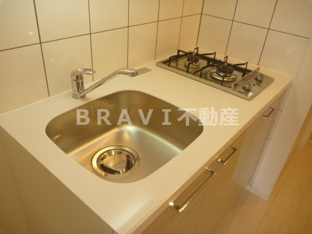 エスリード京橋グレイス　BRAVI不動産のキッチン|【エスリード京橋グレイス】きれいなキッチンです