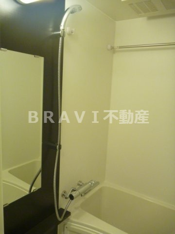 エスリード京橋グレイス　BRAVI不動産の浴室|【エスリード京橋グレイス】落ち着いた空間のお風呂です