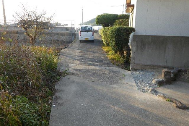 児島唐琴３丁目貸家（8-17）の駐車場