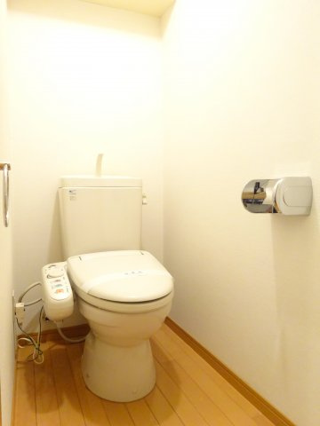 Court Adonis（コートアドニス）のトイレ