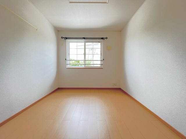イジュ　アクシズの寝室