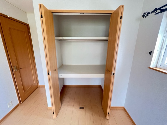 イジュ　アクシズの収納