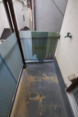 【設備】 | 堺市東区引野町2丁貸家 | 室外洗濯機置場