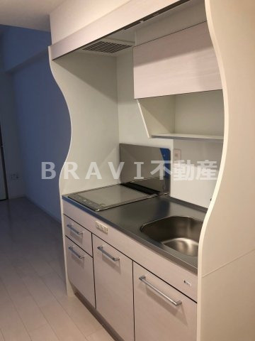 セレニテ心斎橋グランデ　BRAVI不動産のキッチン|【セレニテ心斎橋グランデ】きれいなキッチンです