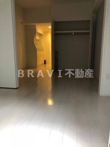 セレニテ心斎橋グランデ　BRAVI不動産の寝室|【セレニテ心斎橋グランデ】使い勝手のいい寝室です