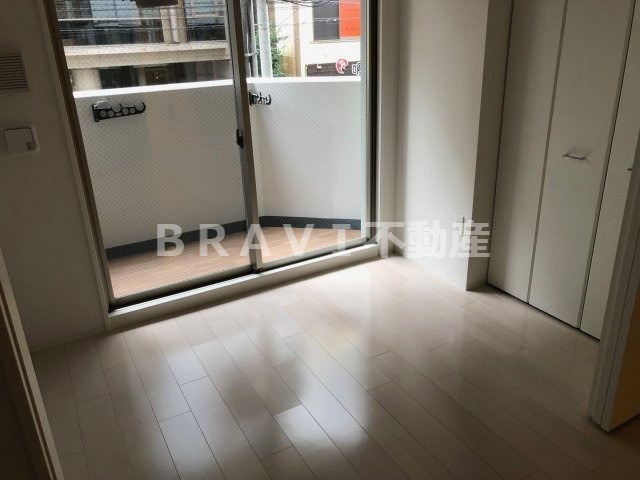セレニテ心斎橋グランデ　BRAVI不動産の寝室|【セレニテ心斎橋グランデ】開放的な寝室です