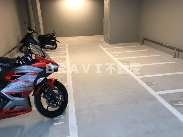 セレニテ心斎橋グランデ　BRAVI不動産のその他共用部分|【セレニテ心斎橋グランデ】バイク置場