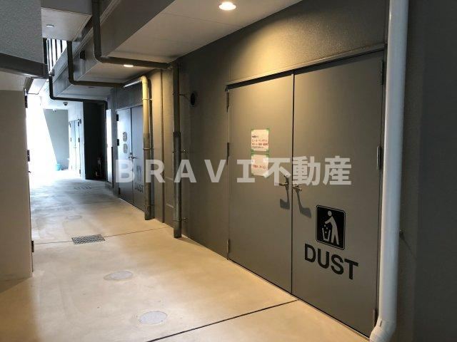 セレニテ心斎橋グランデ　BRAVI不動産のその他共用部分|【セレニテ心斎橋グランデ】ゴミ置き場