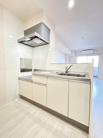 グラディート大沢川原のキッチン