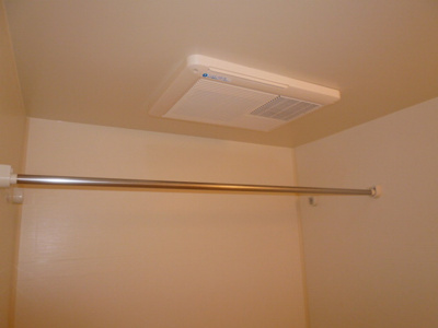 【浴室】 | パーク・アヴェニューＡ | 浴室乾燥機