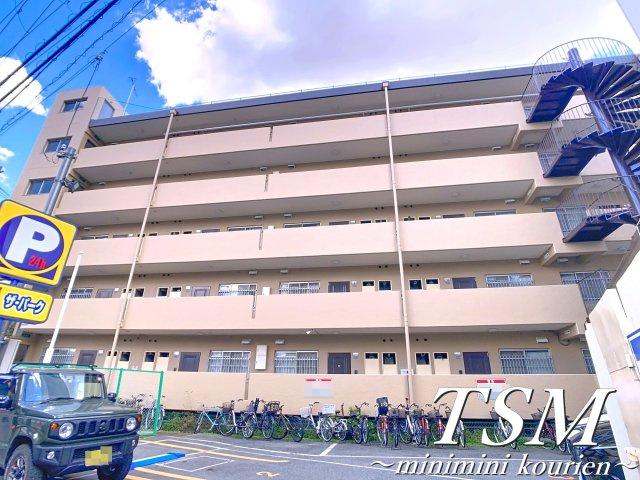 第２林マンションの外観