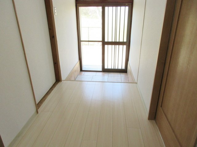【玄関】