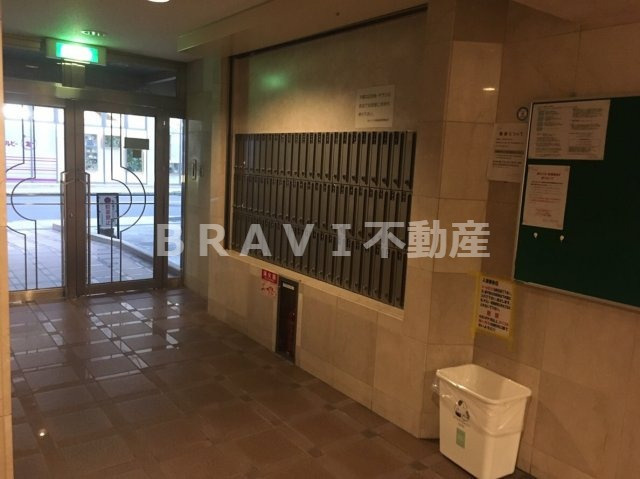 セレッソコート大阪城前　BRAVI不動産のロビー|【セレッソコート大阪城前】ゆとりのあるロビーです