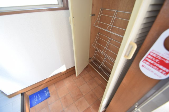 ピアハイツ南大野の玄関|下駄箱あり