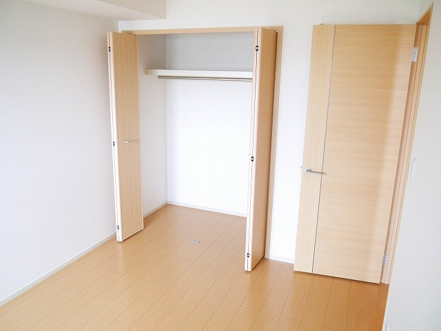 ランドマーク桜井　Ⅰの収納|ちょっとした収納スペースも充実しています