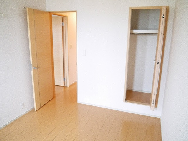 ランドマーク桜井　Ⅰの収納|便利な収納スペースです