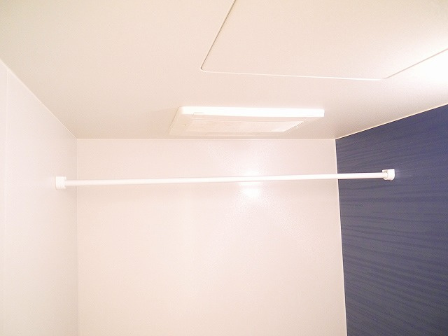 ランドマーク桜井　Ⅰの設備|浴室乾燥機付き