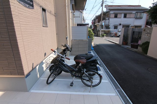 【その他】 | セブンパインズＡＰ | 駐輪場