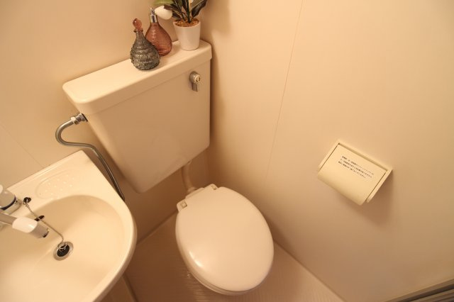 モンテメール学園前のトイレ