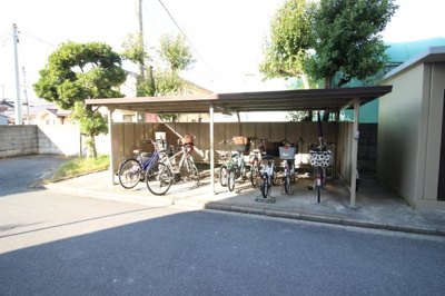 【その他共用部分】 | エルセレーノシキ | ☆屋根付き駐輪場☆