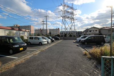 【駐車場】 | エルセレーノシキ