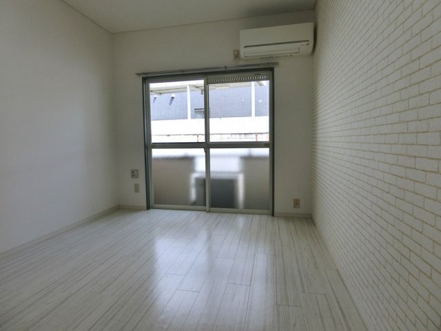 【洋室】 | ヴィラ国分寺