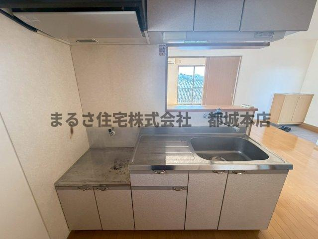 S・Tハイツ Ⅱのキッチン|２階の写真になります