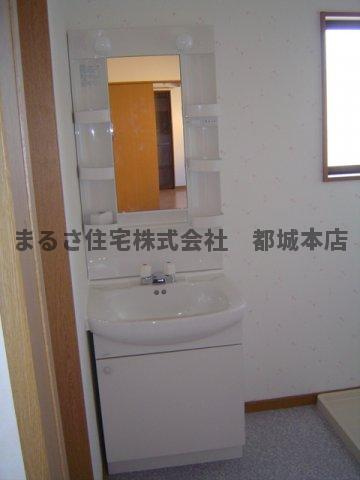 S・Tハイツ Ⅱの独立洗面台|独立洗面台です