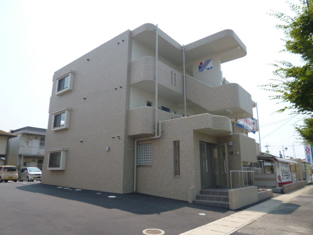 総社市中央１丁目の賃貸マンションの外観