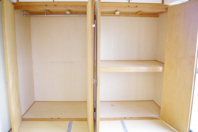 21コスモス恒久の収納