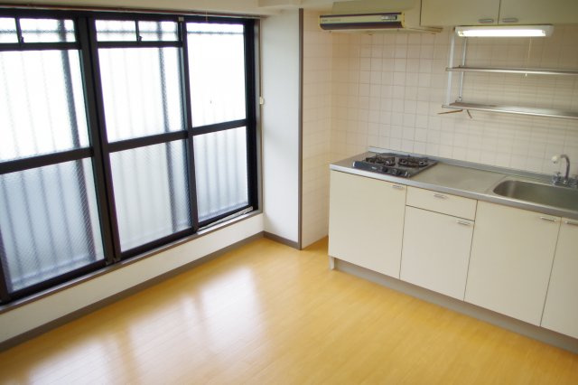 21コスモス恒久の居間・リビング