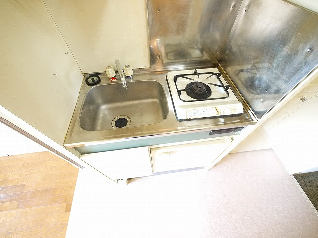 ジュネス新大宮Bのキッチン|キッチンでお料理をお楽しみください