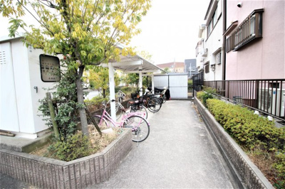【その他共用部分】 | ニューリバーサイド八尾南　Ｂ棟 | ☆屋根付き駐輪場☆