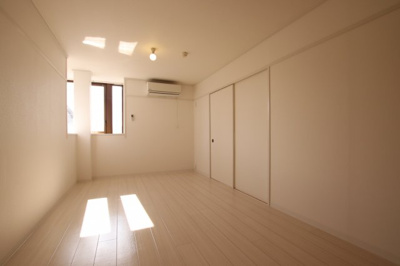 【洋室】 | ネオレジデンスサカタ