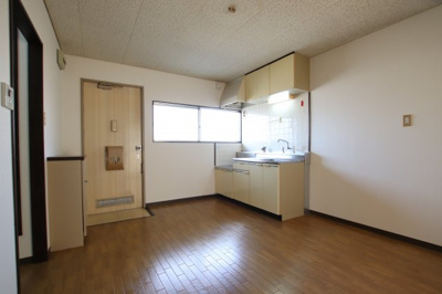 【居間・リビング】 | 上野ハイツ