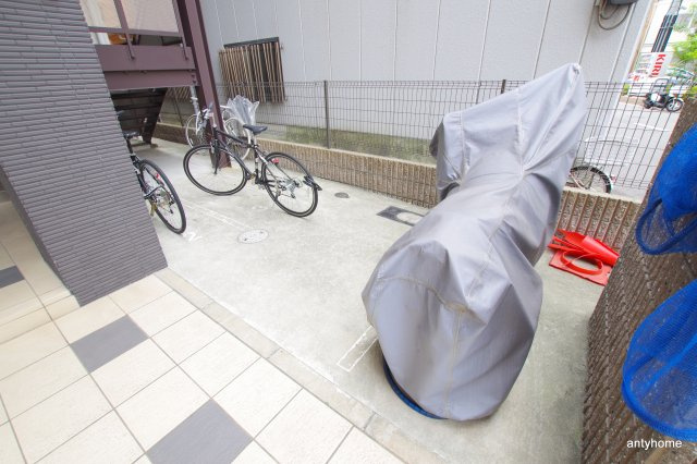 サンクチュアリ北梅田　仲介手数料無料の駐車場