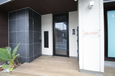 【エントランス】 | Luana | 安心なオートロック！