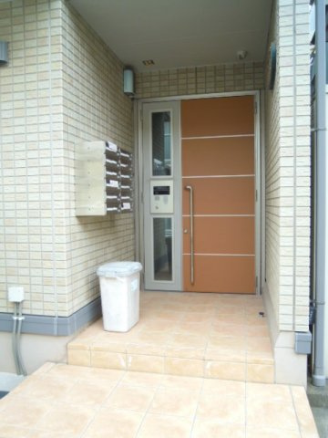 ヴェリタ サクラーレのエントランス