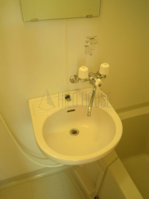 ヴェリタ サクラーレの浴室