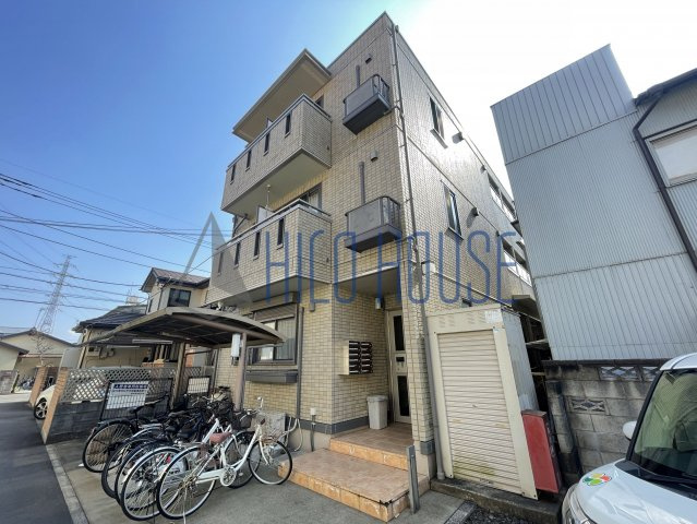 ヴェリタ サクラーレの外観