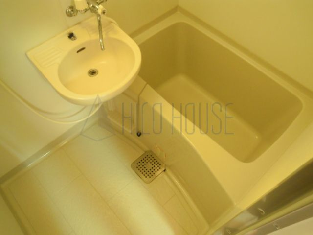 ヴェリタ サクラーレの浴室