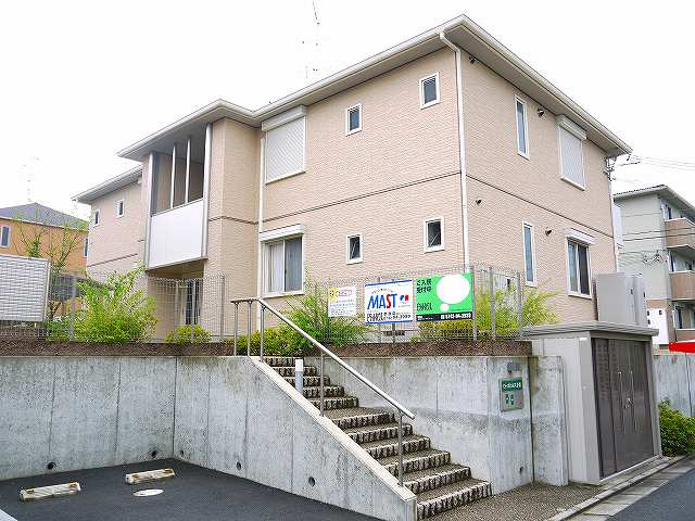 ローズヒルズⅢの外観