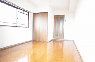 【寝室】 | ＹＫハイツ西明石 | 洋室別角度