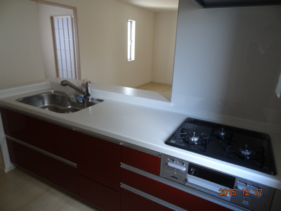 【キッチン】 | オーナーチェンジ　さいたま市緑区松木1丁目　敷地37坪・建物31坪の駐車2台の中古住宅 | 使いやすいキッチンです